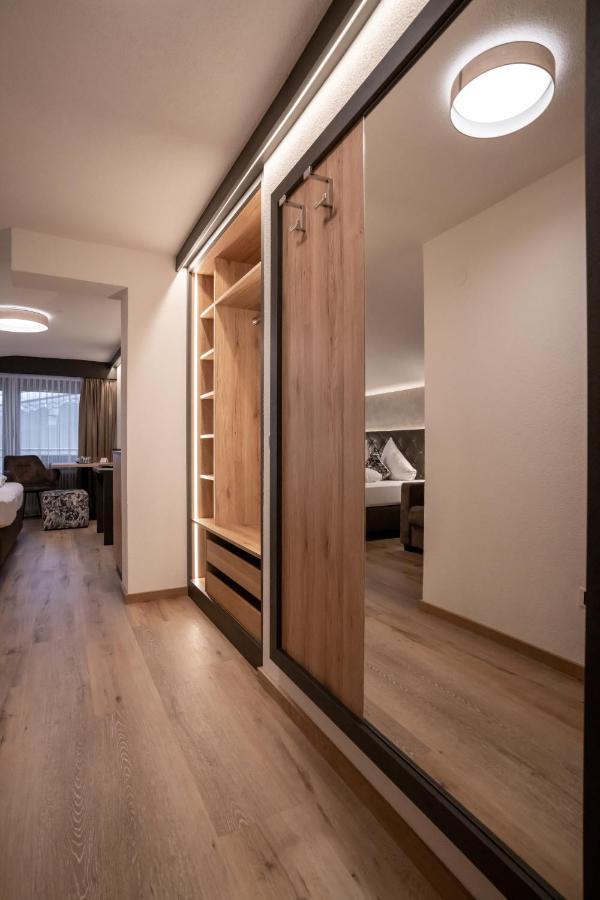 Alphotel Garni Salner Ischgl Exterior foto